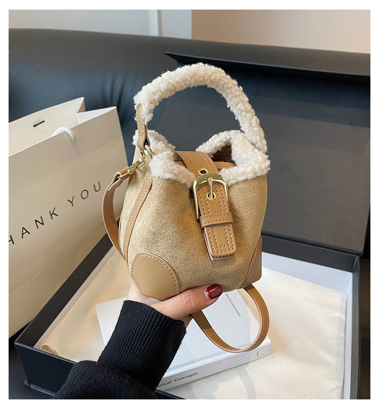 Sacs à bandoulière pour femmes, sac à bandoulière décontracté rétro en peluche, sacs de créateur polyvalents en peluche