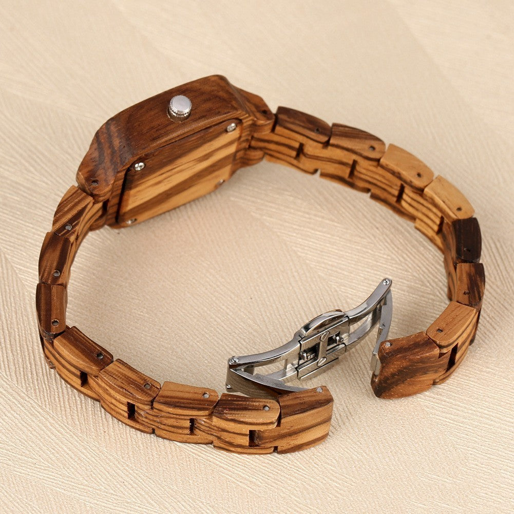 Montre numérique carrée en bois de bambou et or
