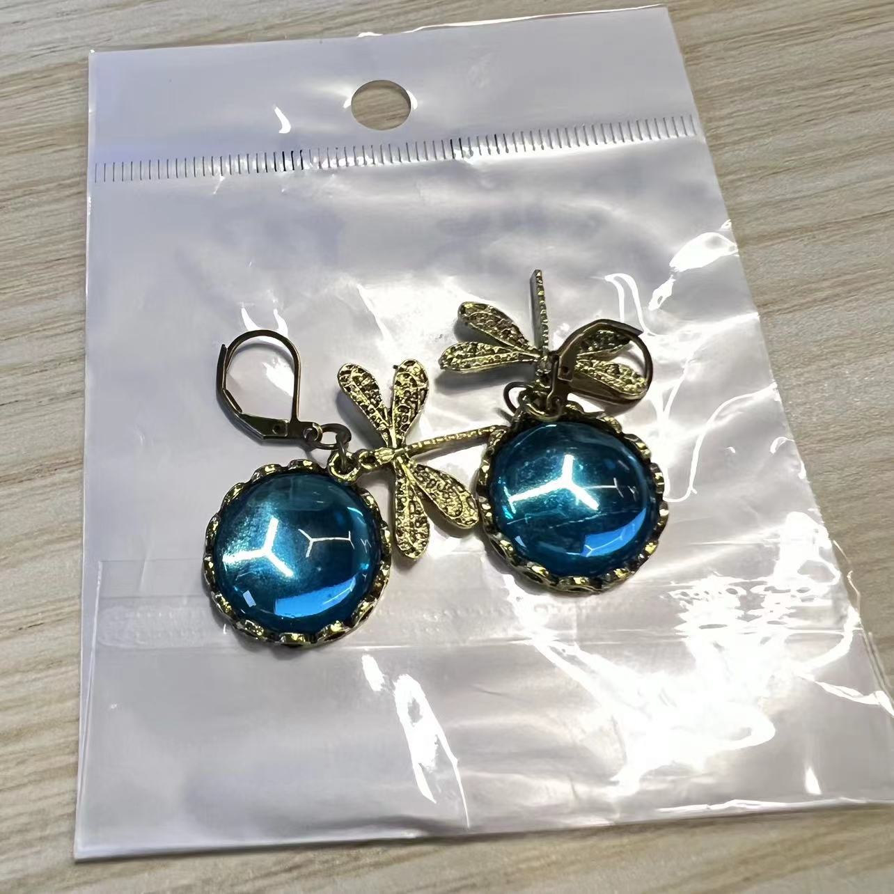 Boucles d'oreilles pendantes en forme de libellule vintage pour femme, bijou tendance, style bohème, chakra, pierre de lune bleue, bijou ethnique de mariage