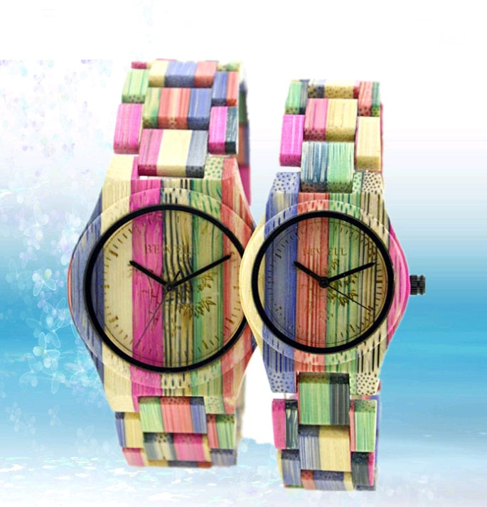Montre couple en bois de bambou coloré sculpté