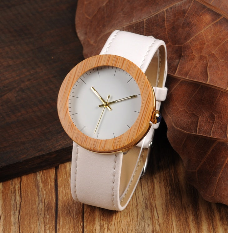 Montre femme en bois de bambou chaud fait main avec ceinture en cuir et mouvement à quartz