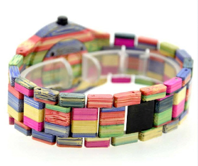 Montre couple en bois de bambou coloré sculpté
