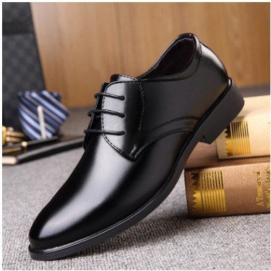 Chaussures noires à bout pointu pour homme - LUXARAH