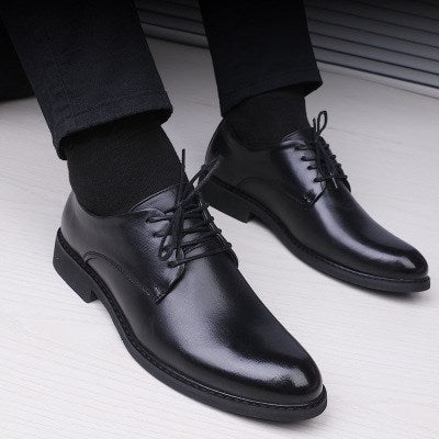Chaussures noires à bout pointu pour homme - LUXARAH