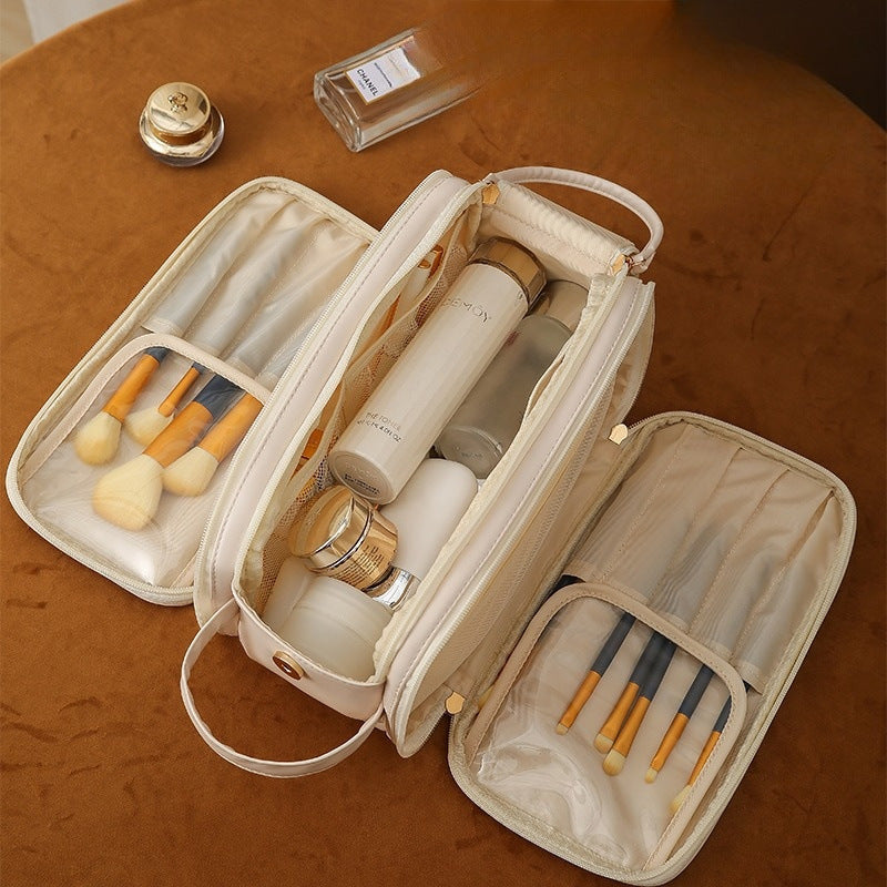 Trousse de maquillage en forme de U à double fermeture éclair à trois couches, trousse de maquillage tendance de grande capacité, sac de rangement portable en cuir PU pour produits de soins de la peau - LUXARAH