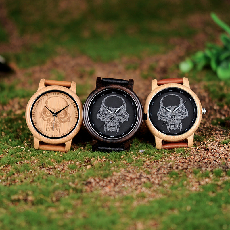 Montre en cuir, bambou et bois