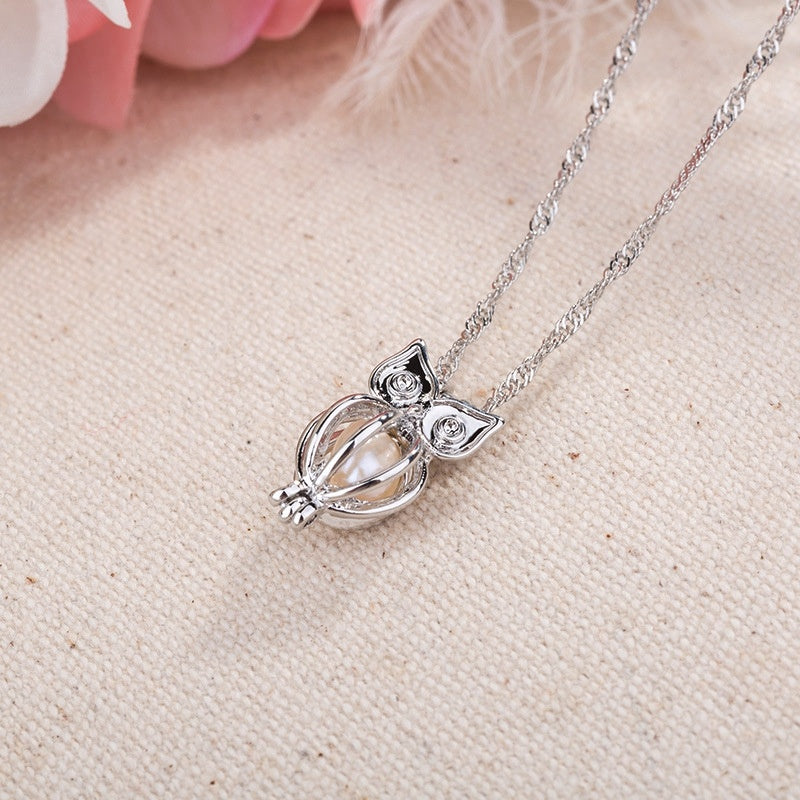 Colliers lumineux foncés, pendentif en forme hibou qui brille dans le noir, bijoux pour femmes