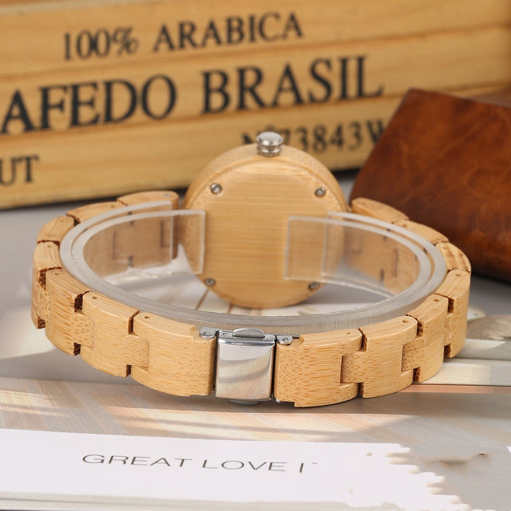 Nouvelle montre pour femme entièrement en bambou et bois