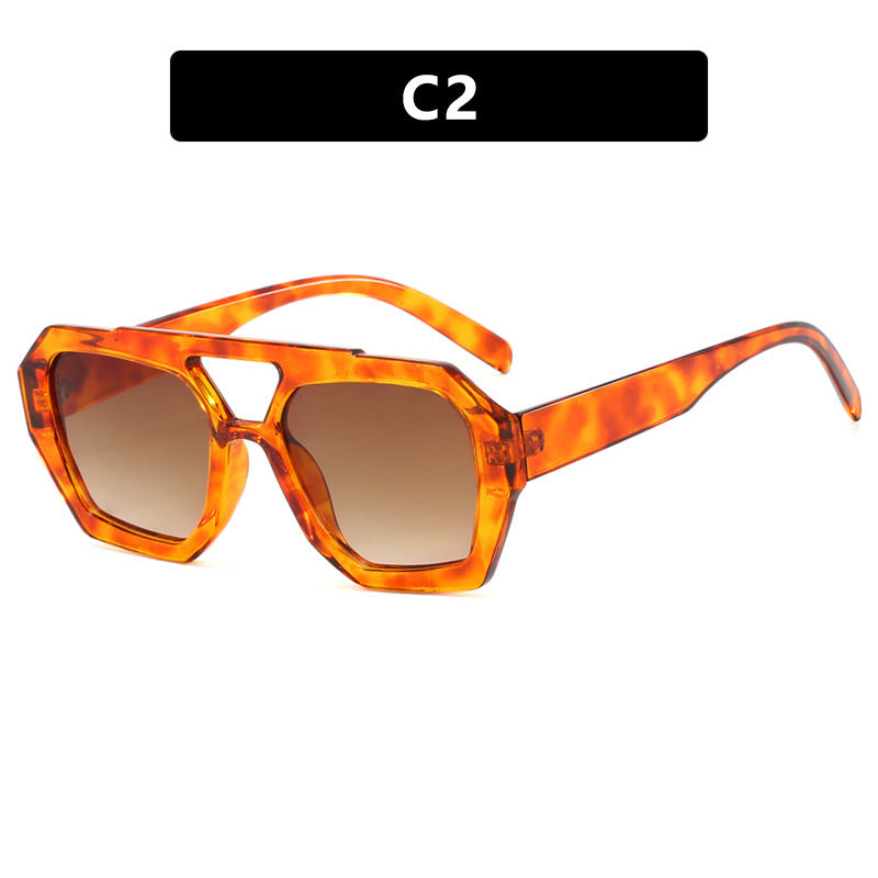 Lunettes de soleil léopard à grande monture pour l'été, lunettes de soleil pour les vacances à la plage