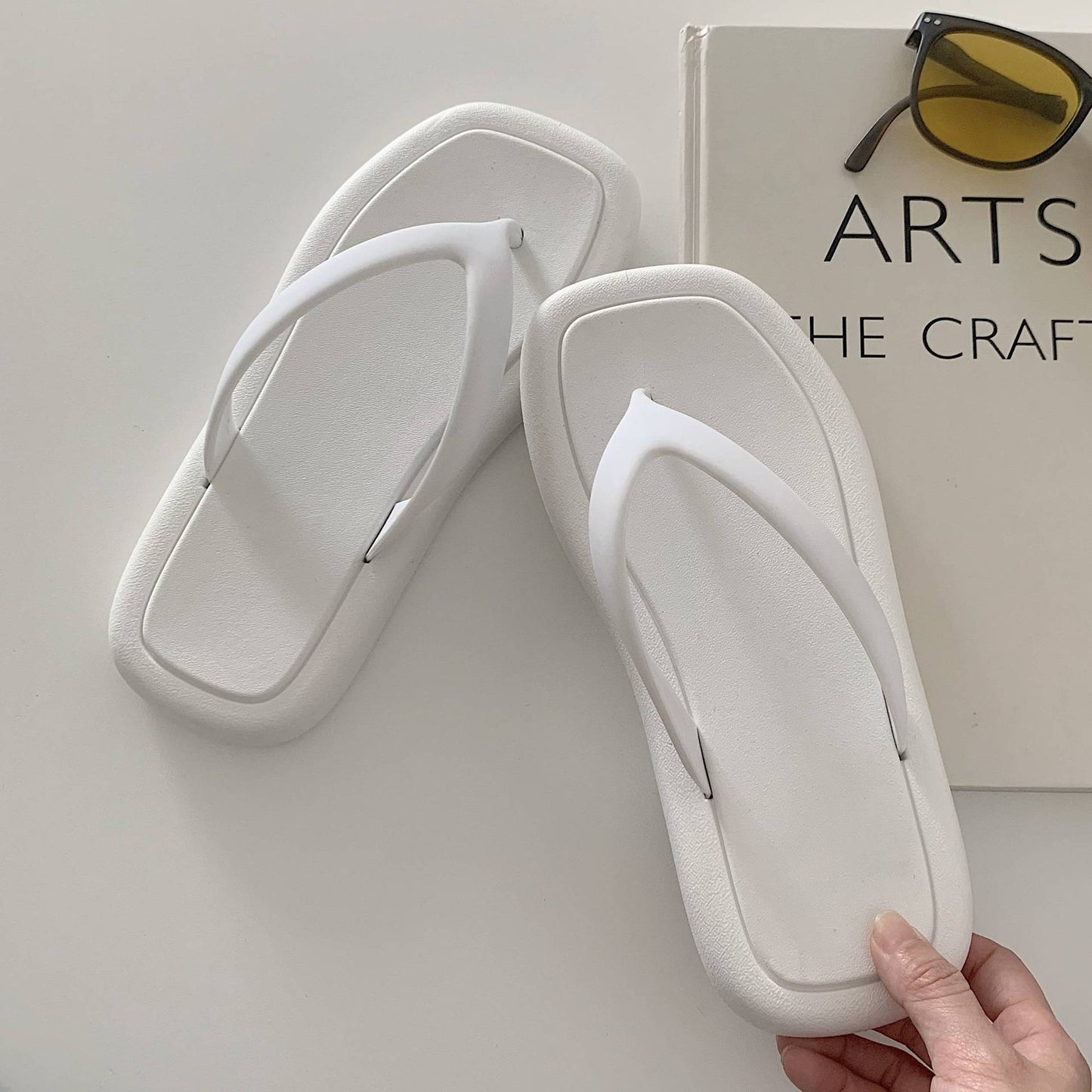 Tongs tendance de couleur unie pour femmes, tongs à semelle souple