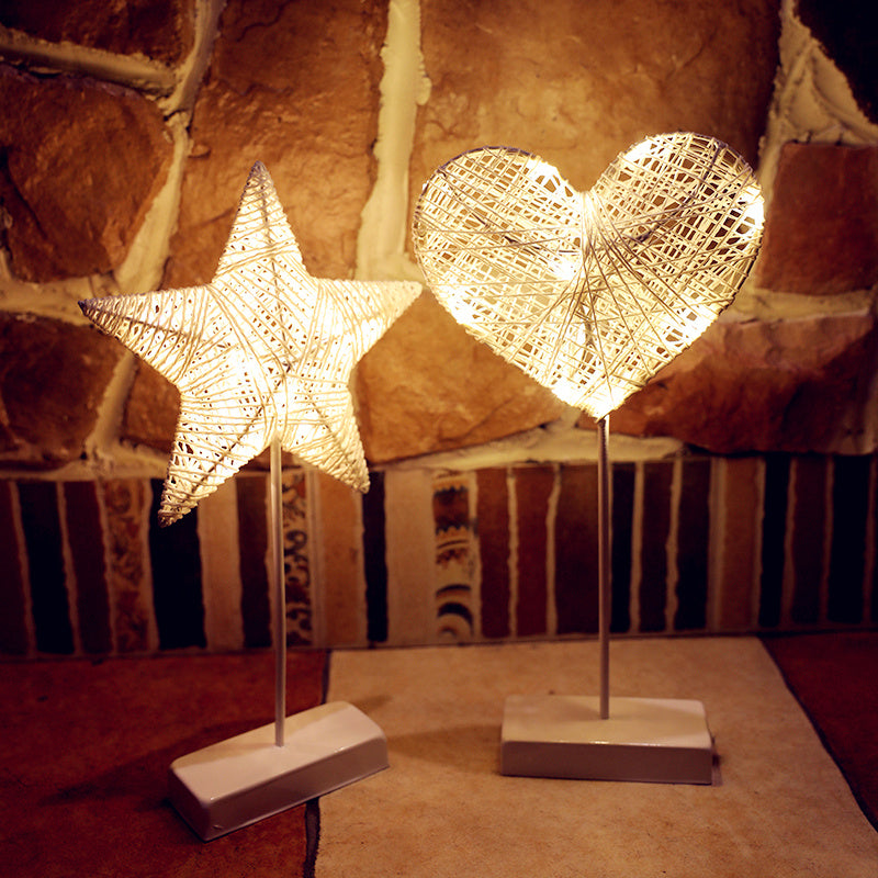Lumières LED, lumières clignotantes, lumières étoiles, romantique, aménagement de la pièce, décoration amour, étoiles lampe, lampe de table, lampe en rotin, boule