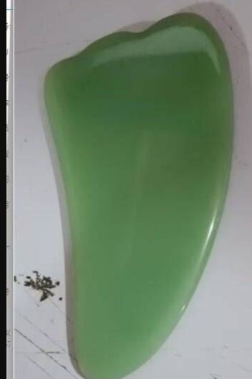 Massage du visage au jade de beauté - LUXARAH