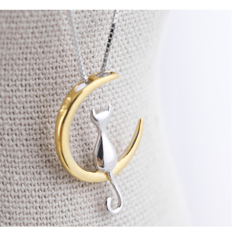 Collar de eslabones redondos blancos de moda para mujer con colgante de luna grande y gato con circonita cúbica, regalo perfecto para mujeres y niñas.