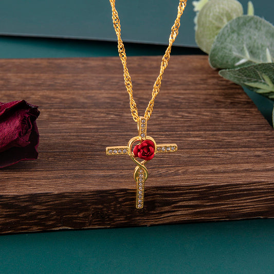 Collier tendance avec pendentif croix en couleur dorée et cristal pour femme, bijou religieux - LUXARAH