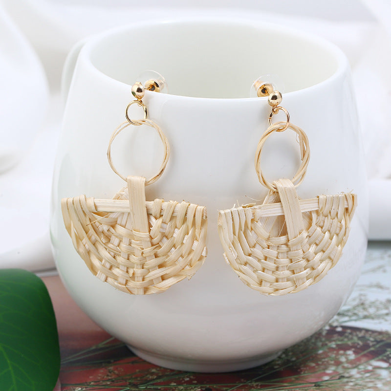 Boucles d'oreilles tressées en rotin et résine multicouches - LUXARAH
