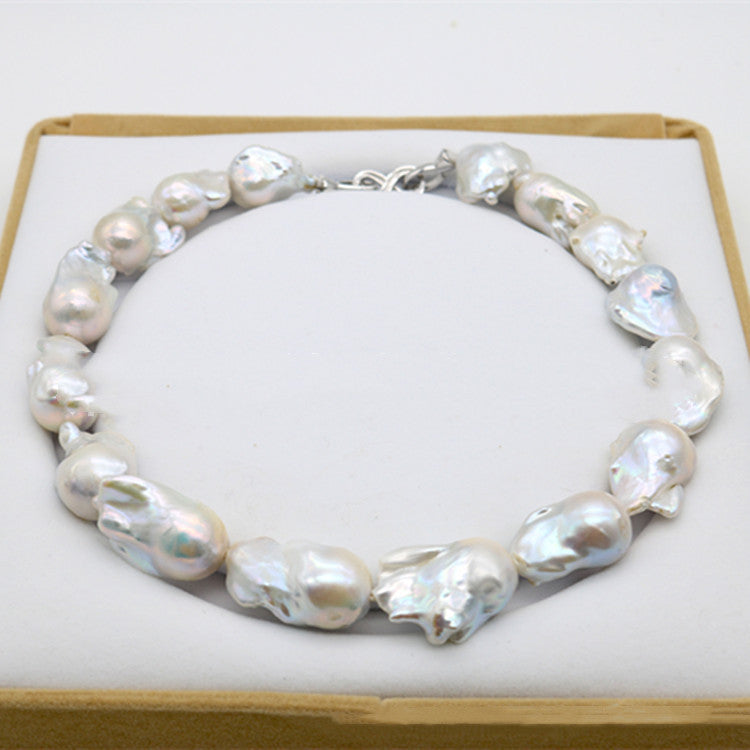 Colliers de perles de style baroque pour femmes