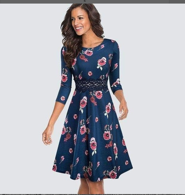 Robe d'été courte en dentelle - LUXARAH