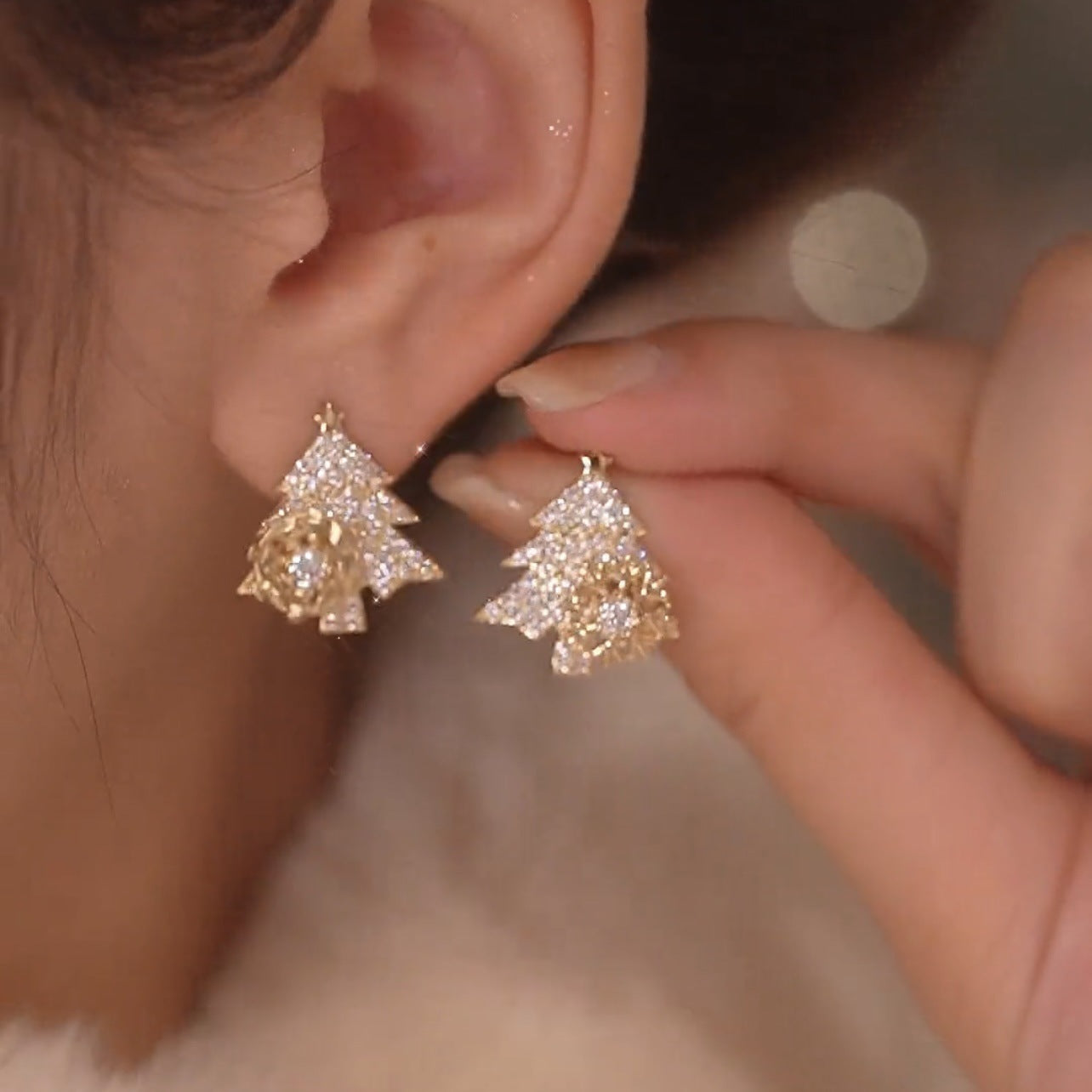 Boucles d'oreilles rotatives en forme de sapin de Noël, strass brillants, flocons de neige, bijoux d'oreilles pour le Nouvel An, le festival de Noël, cadeaux pour l'automne et l'hiver