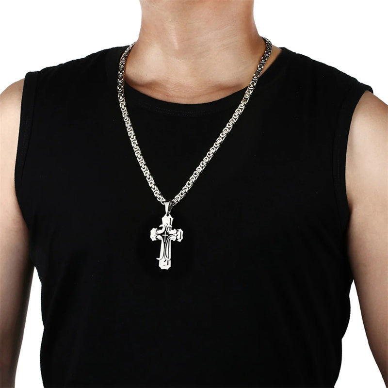 Collar con colgante de cruz latina y cruz cristiana para hombre, joyería de moda de acero inoxidable, tres capas, ideal como regalo.