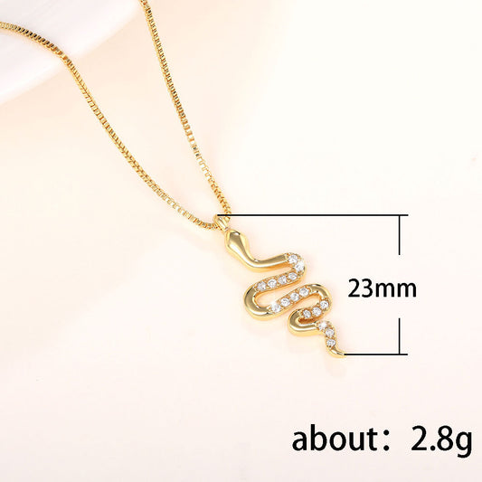 Collier pendentif serpent tendance pour femme avec zircone éblouissante, accessoire de fête élégant, cadeau délicat, bijoux animaux pour femmes, bijoux fantaisie