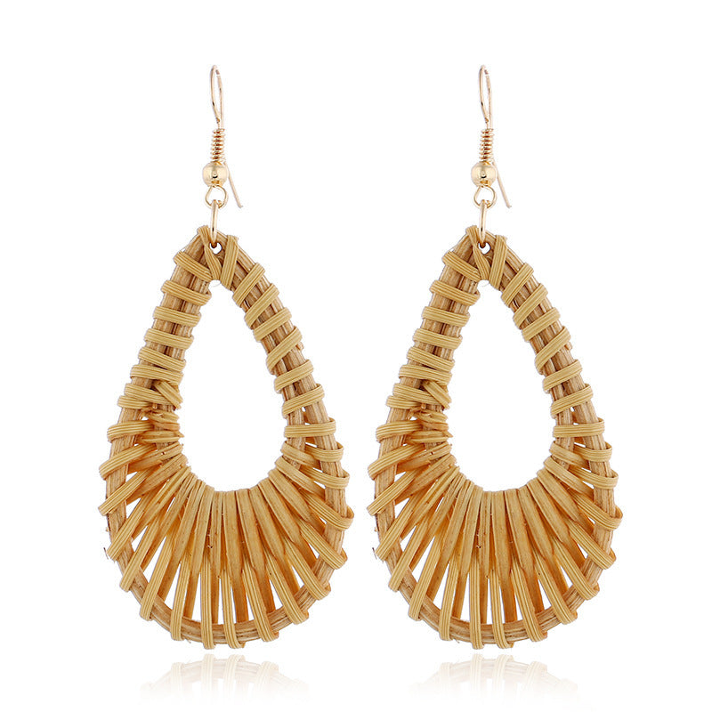 Boucles d'oreilles pendantes en rotin tissé simple et personnalisé - LUXARAH