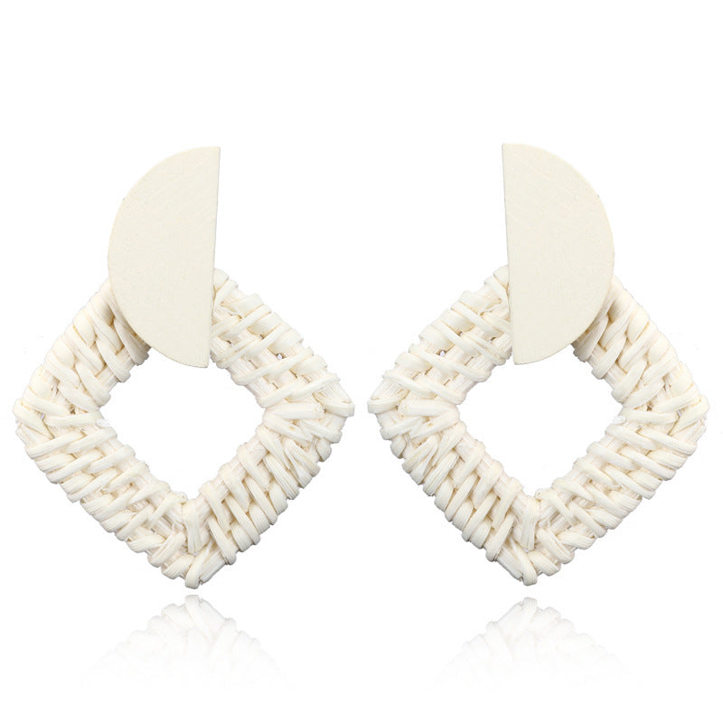 Boucles d'oreilles géométriques creuses en rotin, tissées à la main en bambou et rotin - LUXARAH