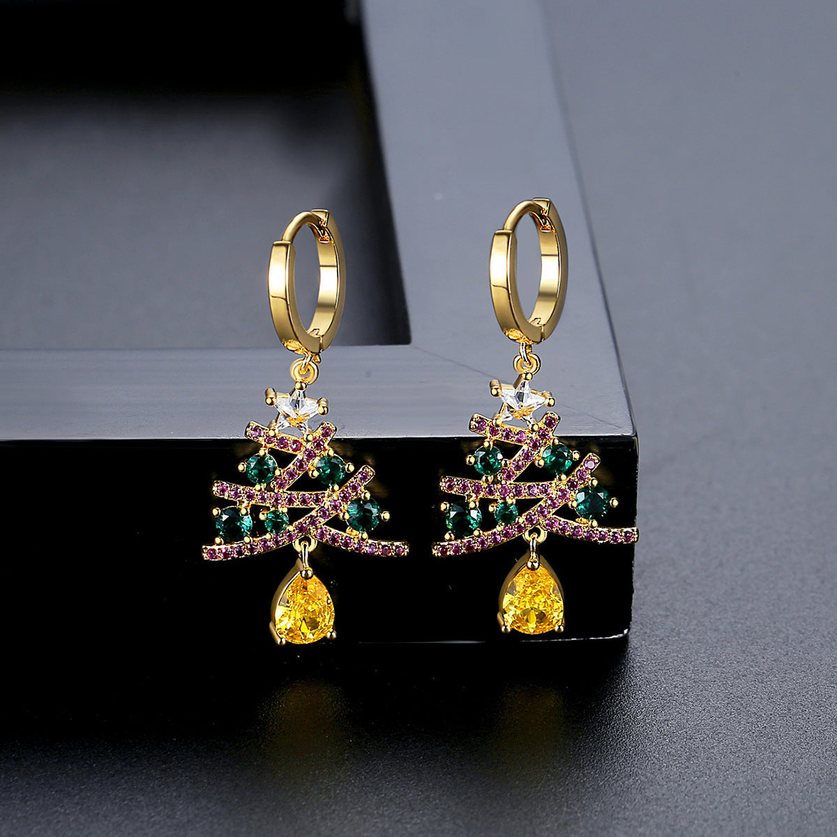 Boucles d'oreilles sapin de Noël avec strass colorés, tendance et brillantes, cadeau idéal pour femme
