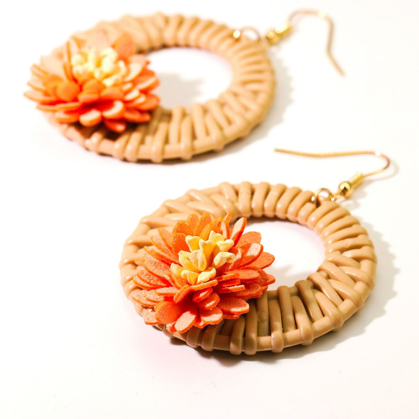 Boucles d'oreilles géométriques tissées en rotin rétro imitation - LUXARAH