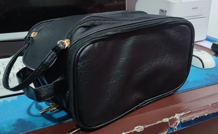 Trousse de maquillage en forme de U à double fermeture éclair à trois couches, trousse de maquillage tendance de grande capacité, sac de rangement portable en cuir PU pour produits de soins de la peau - LUXARAH