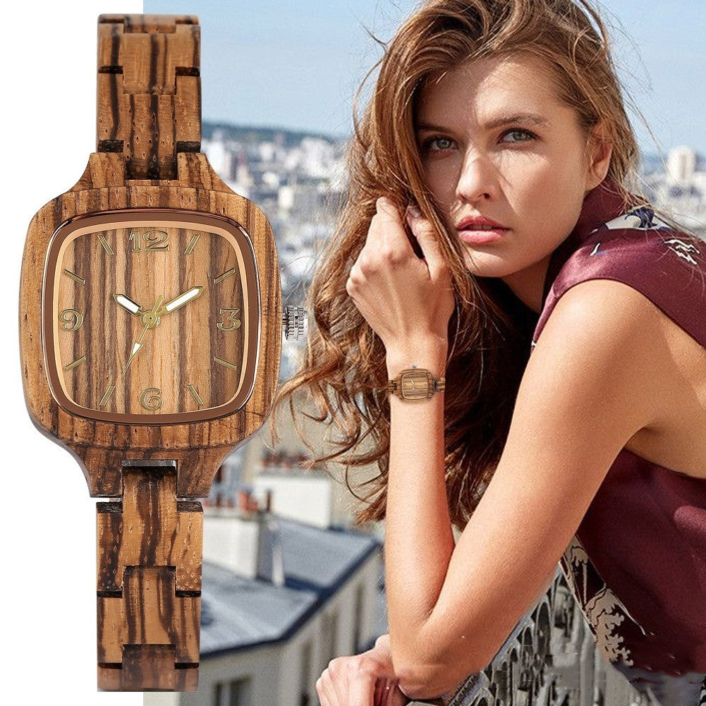 Montre numérique carrée en bois de bambou et or