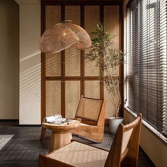 Lustre de style Ji Ji tissé à la main, lampe de salon en rotin personnalisée - LUXARAH