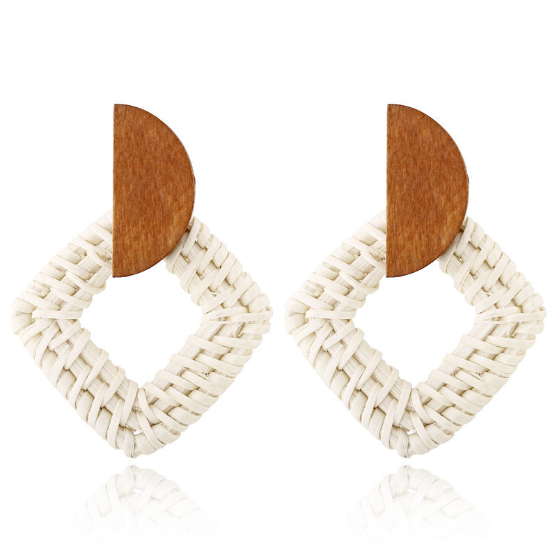 Boucles d'oreilles géométriques creuses en rotin, tissées à la main en bambou et rotin - LUXARAH