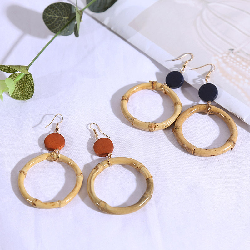 Boucles d'oreilles géométriques rondes en rotin faites à la main pour femmes - LUXARAH