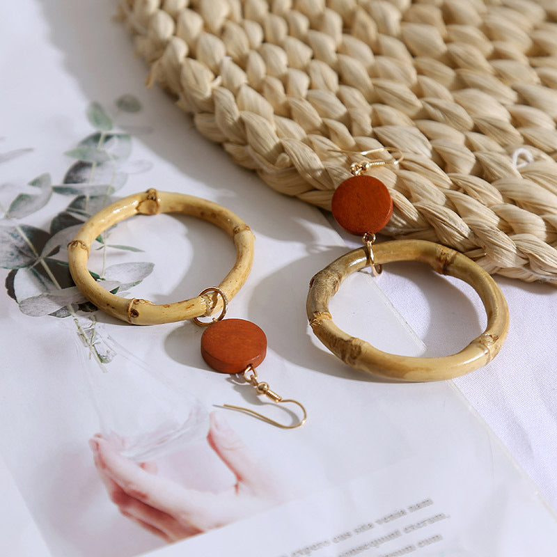Boucles d'oreilles géométriques rondes en rotin faites à la main pour femmes - LUXARAH