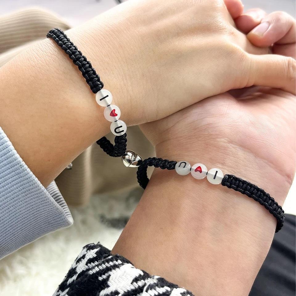 Bracelet Lettre Lumineuse ILOVEYOU - LUXARAH