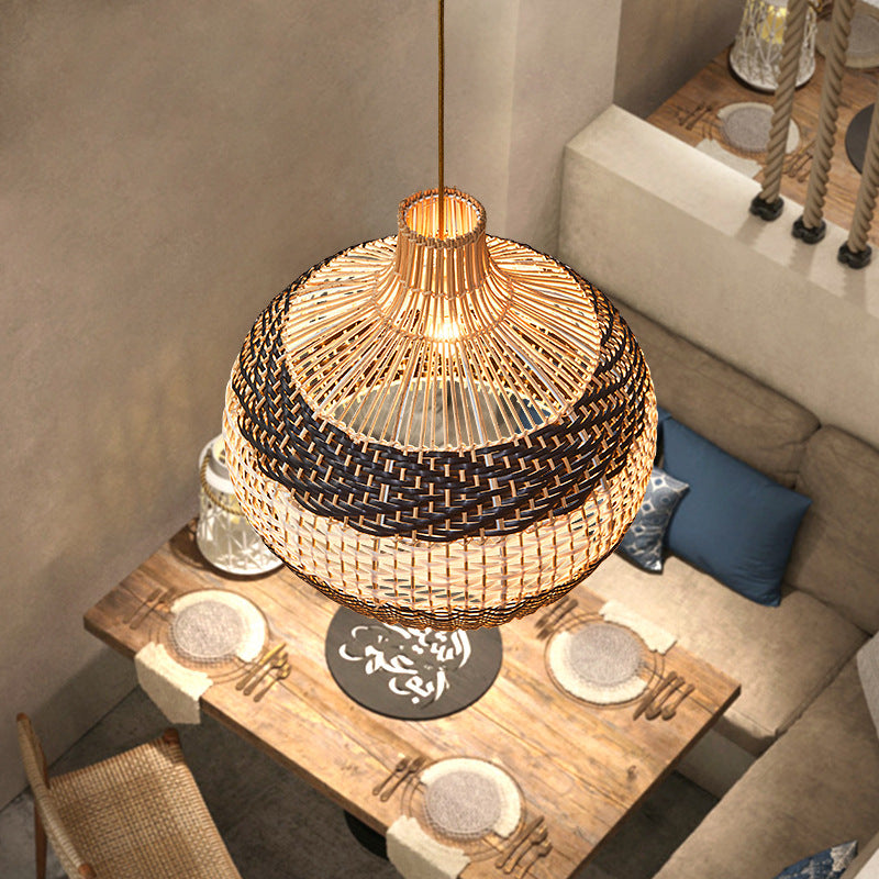 Lustre en rotin de style café au design créatif nordique