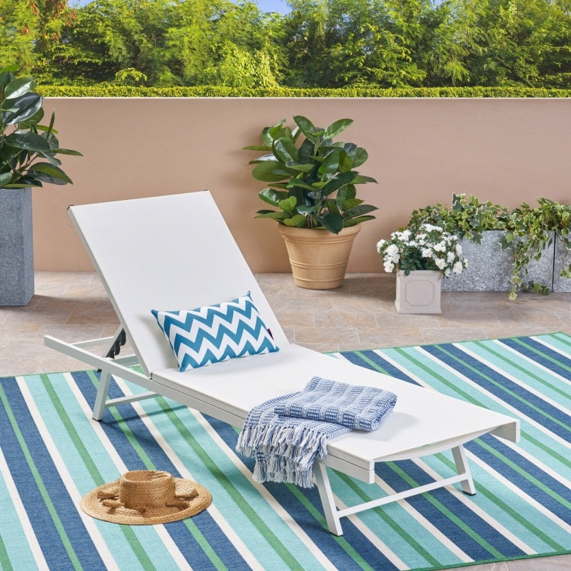 SALTON CHAISE LOUNGE - LUXARAH