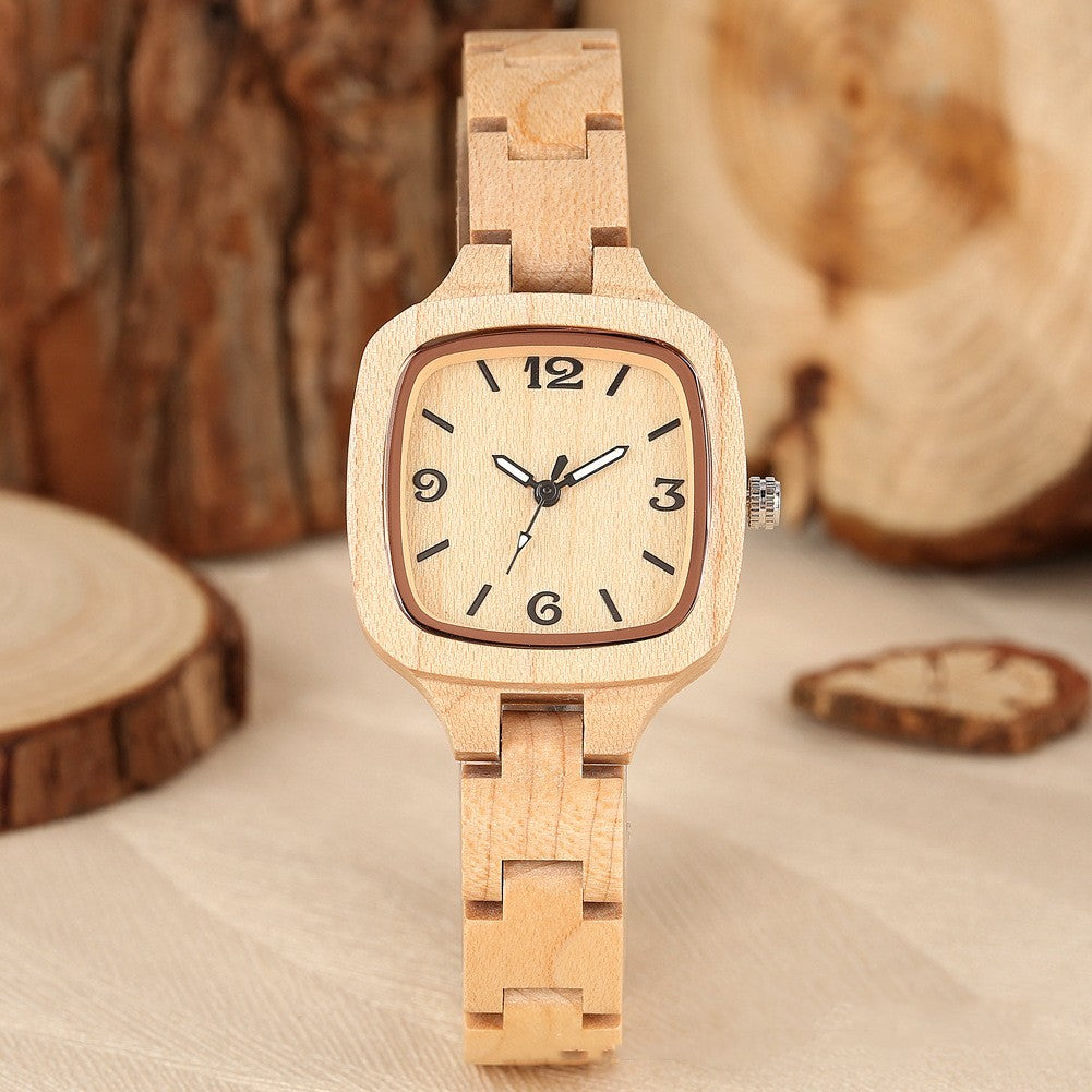 Montre numérique carrée en bois de bambou et or
