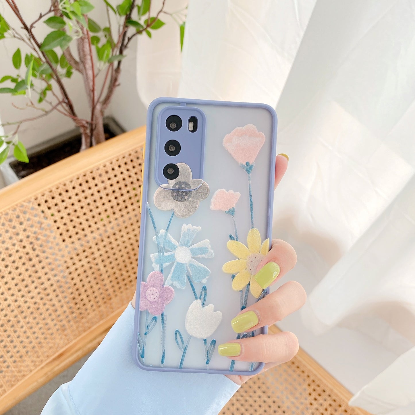Coque de téléphone à motif floral en reliefEmbossed flower phone case