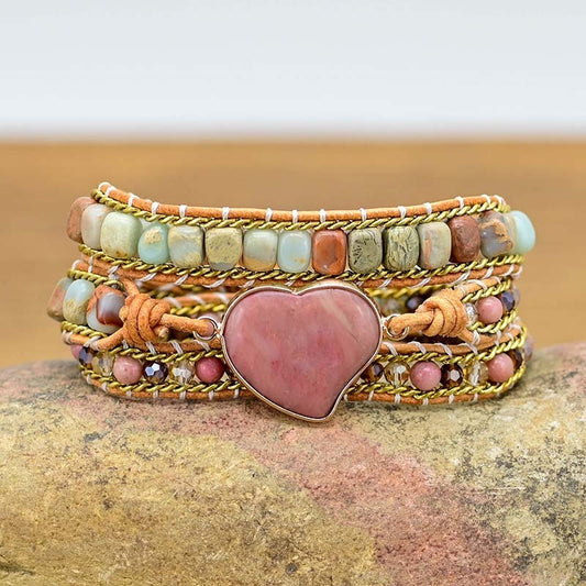 Bracelet multicouche tissé à la main en pierre naturelle avec grain de bois rouge et cœur d'amour - LUXARAH