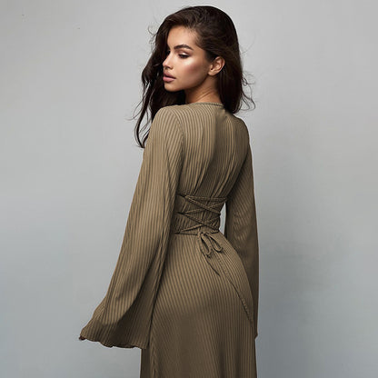 Robe tendance à col en U et lacets dans le dos, manches longues cloche - LUXARAH