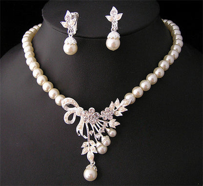 Mariage, ornements de mariée, perles, colliers, boucles d'oreilles, ensembles de bijoux