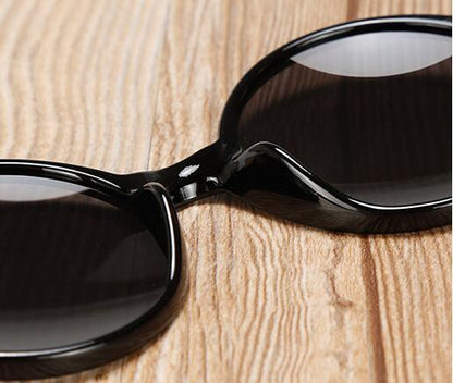 Lunettes de soleil faites à la main avec pieds en bambou