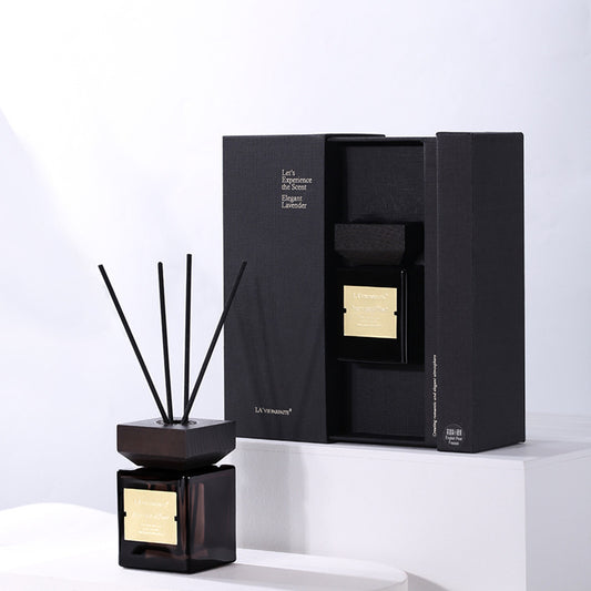 Diffuseur d'huiles essentielles avec couvercle en bois et rotin pour parfum d'hôtel