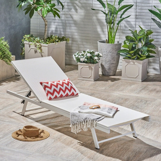 SALTON CHAISE LOUNGE - LUXARAH