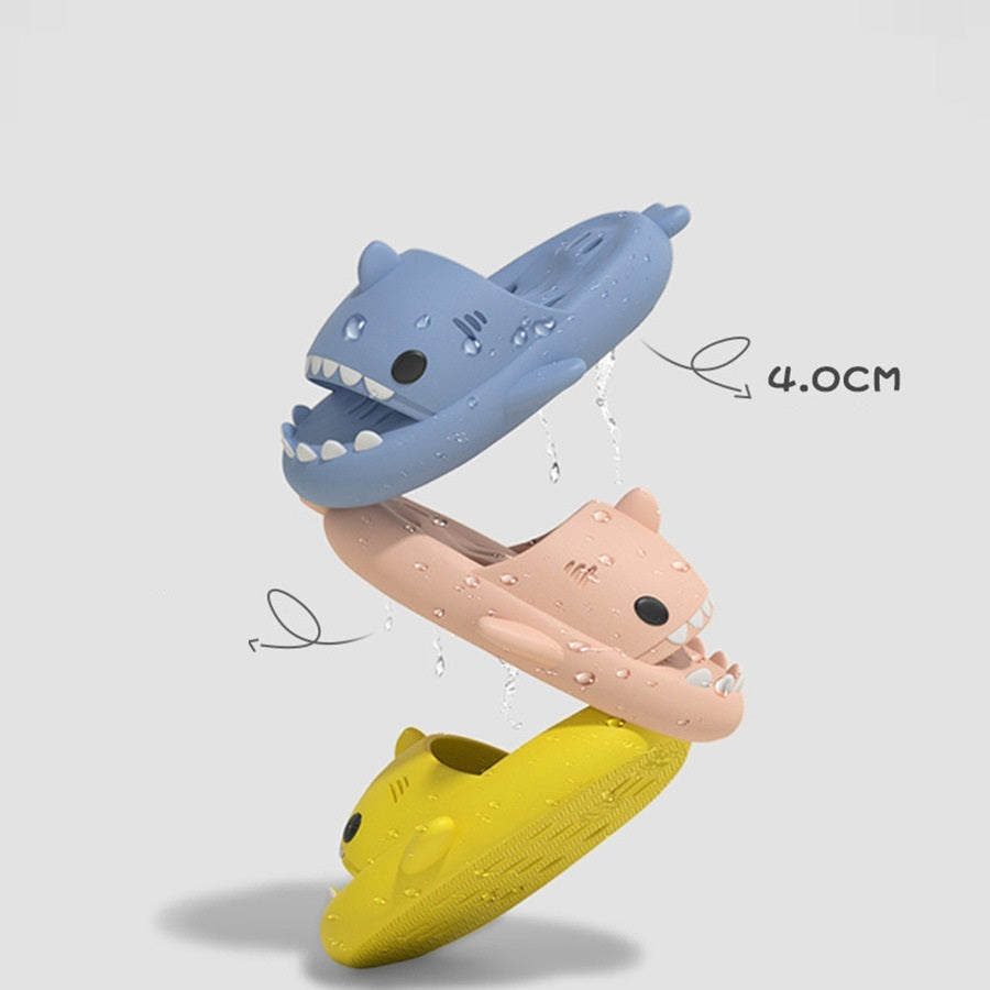 Chaussons requin avec trous de drainage, chaussures de douche pour femmes, séchage rapide, EVA, sandales de plage - LUXARAH