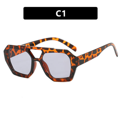 Lunettes de soleil léopard à grande monture pour l'été, lunettes de soleil pour les vacances à la plage