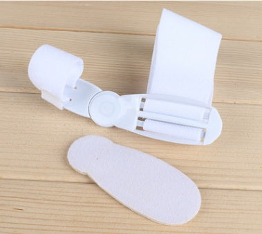 Correcteur d'hallux valgus avec séparateur de valgus du pied