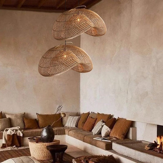Lustre de style Ji Ji tissé à la main, lampe de salon en rotin personnalisée - LUXARAH
