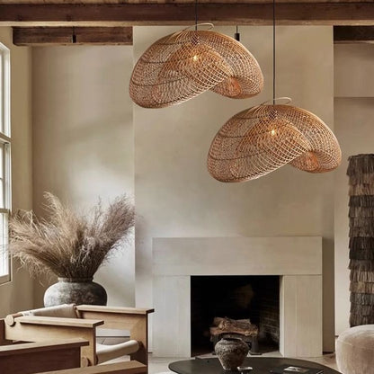 Lustre de style Ji Ji tissé à la main, lampe de salon en rotin personnalisée - LUXARAH